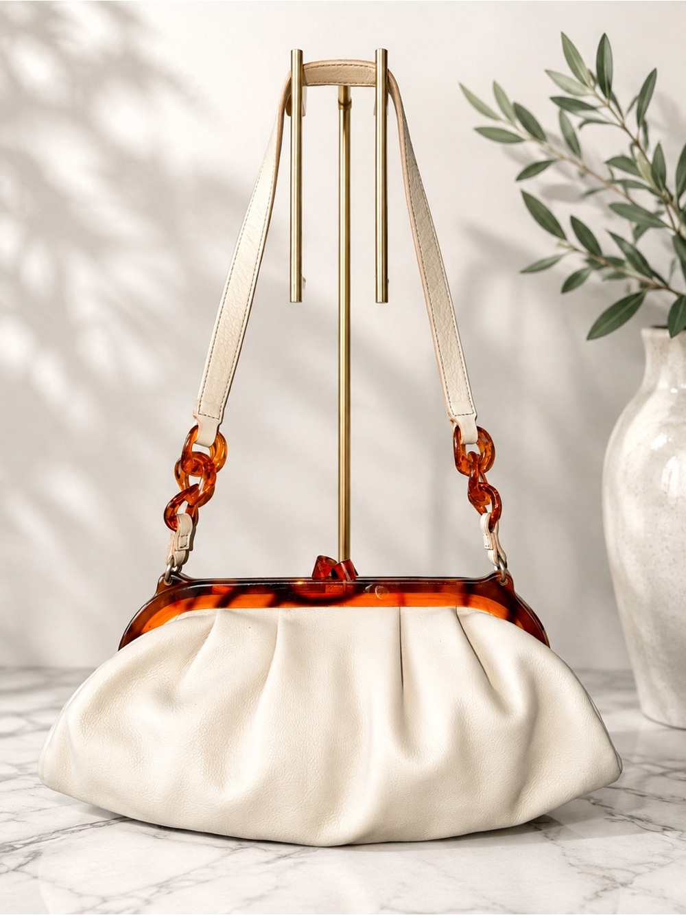 Liz Claiborne Vintage Cream Leather Tortoise Frame Shoulder Bag